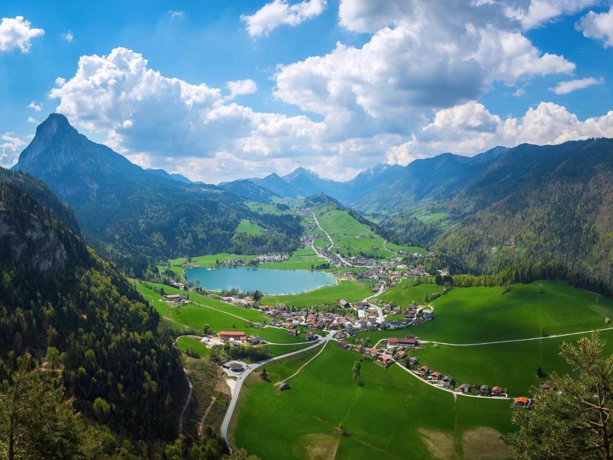 Alpenlodge, Ferienwohnung 4 Тирзее Екстериор снимка