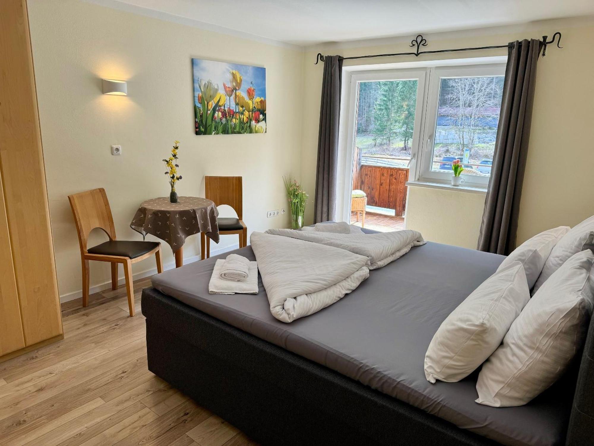 Alpenlodge, Ferienwohnung 4 Тирзее Екстериор снимка
